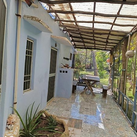 Chez Gigi - Eco Lodge มาอาอวล ภายนอก รูปภาพ